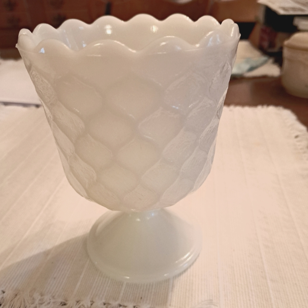 E.O. Brody Co. Milk Glass vase 6"